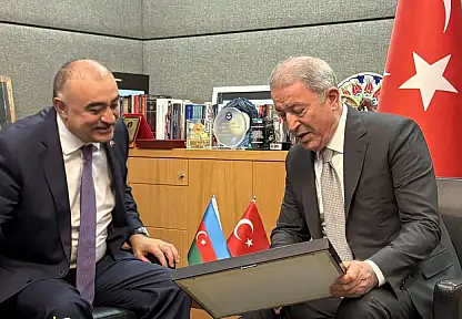 Hulusi Akar, Azerbaycanlı Büyükelçi Reşad Memmedov ile bir araya geldi