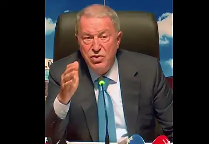 Hulusi Akar'dan meydan okuyan sözler: Zihinlerdeki prangalara savaş açtı!