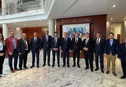 Hulusi Akar'dan yurt dışı ziyareti: Güvenlik ve savunma politikaları değerlendirildi!