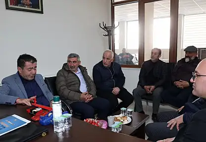 Kayseri'de çiçeği burnunda başkana ziyaret!