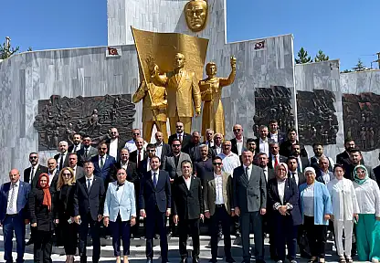 MHP Pınarbaşı'da mevcut başkan güven tazeledi!