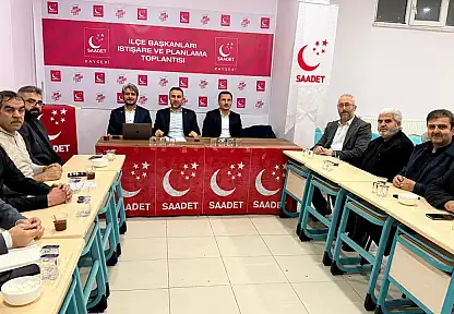 Saadet Partisi Kayseri teşkilatı Develi'de sahaya indi