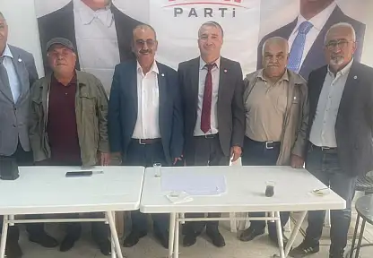 Yeni Parti Sarız'da kongre heyecanı: Yönetim güven tazeledi!