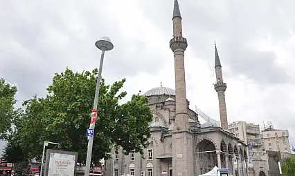 81 ilde saat tam 00.13'te eş zamanlı başlayacak