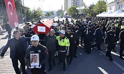 Artvin'deki trafik kazasında yaralanmıştı: Kayseri İl Emniyet Müdürlüğü'nde polis memuruna son görev...