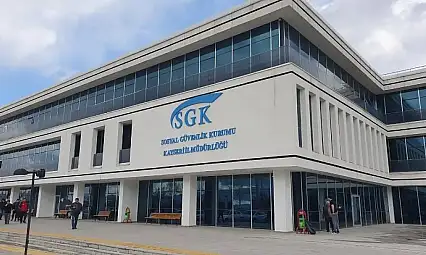Bağ-Kur'luları İlgilendiriyor: SGK Hafta Sonu Açık Olacak