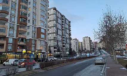 Büyükşehirlerden kaçan Kayseri'ye geliyordu ama orada da ipler koptu! Ortalama fiyat bakımsız evleri aştı