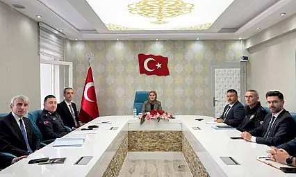 Felahiye'de kritik toplantı! Çocuklar ve kadınların güvenliği ele alındı