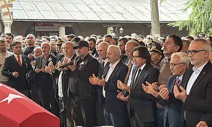 Görev başında hayatını kaybeden 27 yaşındaki uzman çavuş, Gebze'de toprağa verildi