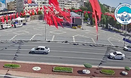 Kayseri 15 Temmuz'a hazır: Bu akşam Cumhuriyet Meydanı'nda neler yapılacak?