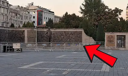 Kayseri'de Atatürk Anıtı'nın önünü neden kapattılar?