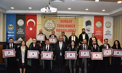 Kayseri'de ruhsat sevinci: Mesleklerine resmen başladılar!