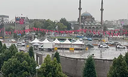 Kayseri'de sağanak yağış etkili oldu!