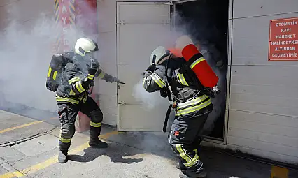Kayseri İtfaiyesi'nin teknolojik ve teknik kapasitesi güçleniyor