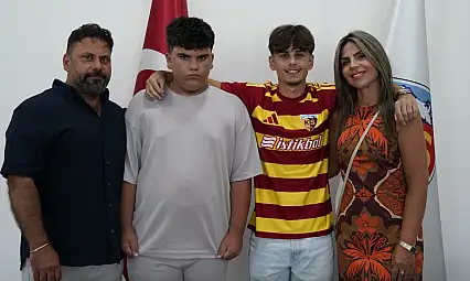 Kayserispor'dan genç oyuncuya büyük adım
