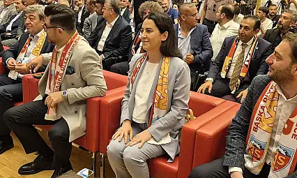 Kayserispor taraftarının merak ettiği değişiklik gerçekleşti