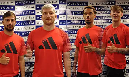 Kayserisporlu futbolcular turp gibi...