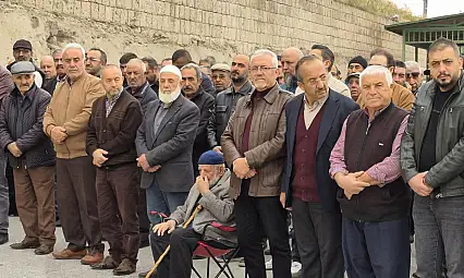 Münir Borazan'ın annesi toprağa verildi