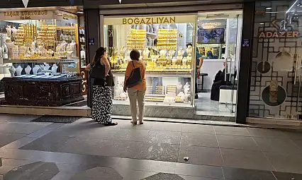 Piyasalarda çifte sinyal: Küresel kriz ve TÜİK rakamları öncesi İslam Memiş'ten uyarı!