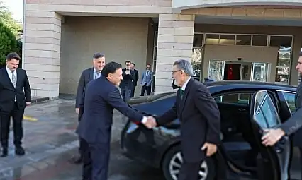 Sami Güçlü Kayseri'de! Vali Çiçek'le bir araya geldi