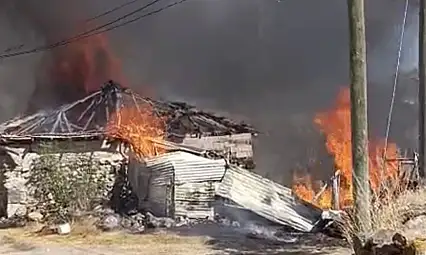 Yozgat'ta yangın çıktı: 2 ev kül oldu!