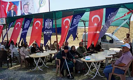 Yünören'de unutulmaz şenlik: Köleteliler hasret giderdi!