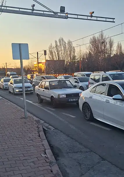 Akaryakıtta zam serisi devam ediyor! Pompa fiyatları yine değişiyor