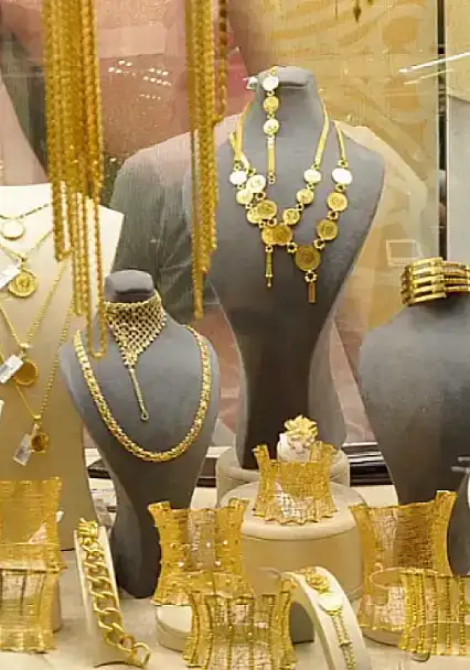 Ons altındaki geri çekilme altın piyasasını baskılıyor