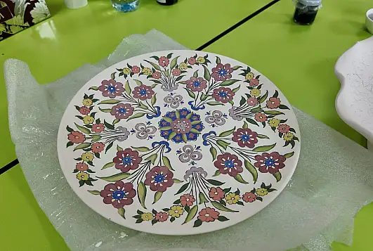 KAYMEK'te çini sanatı yeniden hayat buluyor