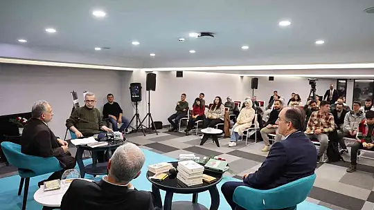 'Gençlerle Kitap Sohbetleri'nde 6 Eser Ele Alındı