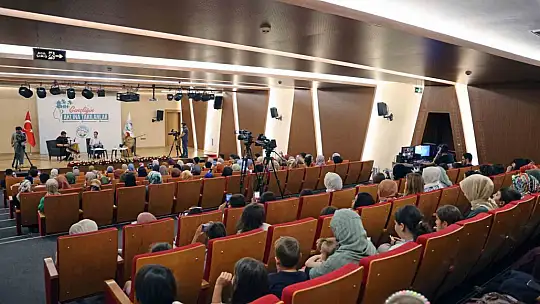 Sedat Anar gençlerin sorularını cevapladı