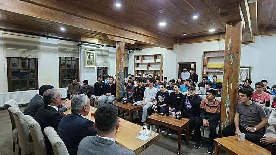 'Kariyer Günleri'ne Milli eğitim Müdürü Konuk Oldu