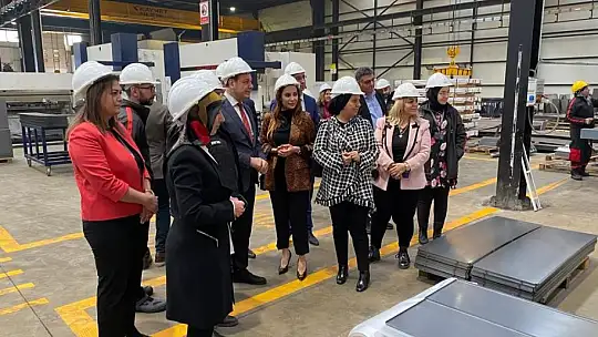 'Sanayide Kadın Eli' projesinde sertifikalar verildi