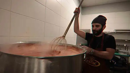 'Yeniden Hayat Lokantası' depremin merkez üssünde nefes aldırdı