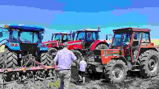 100 dönüm ekili tarım arazisi küle döndü, hasarın boyutu havadan görüntülendi