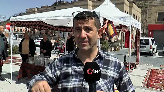 Talas'ta 120 yıllık kilim sergilendi