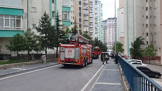 14 katlı binada korkutan yangın