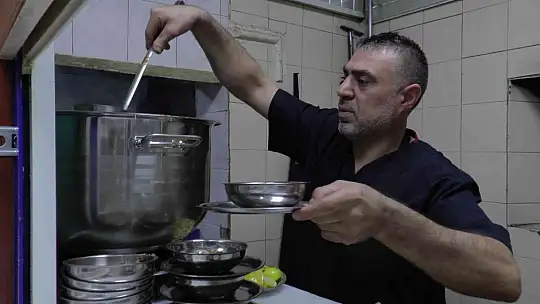 14 saatte hazırlanıyor, şifa dağıtıyor