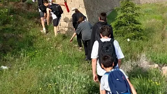 ERÜ öğrencilerinin zirve tırmanışı