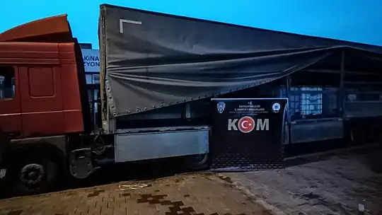 17 ton karışımlı akaryakıtı piyasaya süremeden yakalandılar