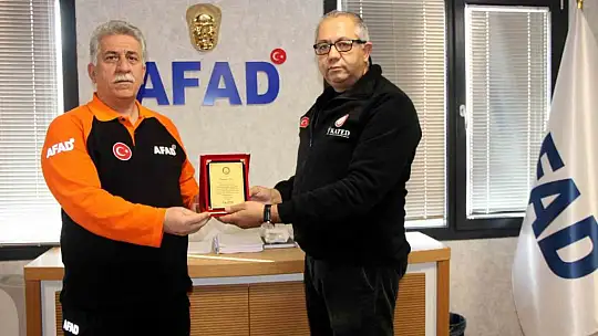 2 bin 800'ün üzerinde AFAD Gönüllüsü, amatör telsizcilik eğitimi aldı