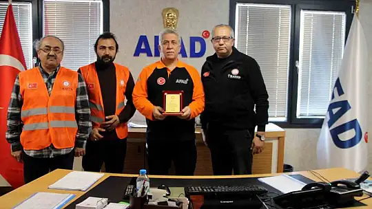 2 bin 800'ün üzerinde AFAD Gönüllüsü, amatör telsizcilik eğitimi aldı