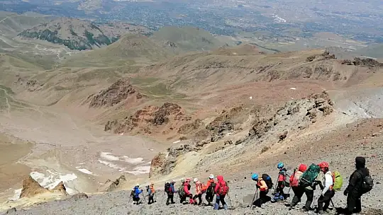 Erciyes'e Zirve Tırmanışı tamamlandı