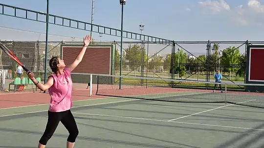 30 Ağustos Zafer Kupası Tenis Turnuvası tamamlandı