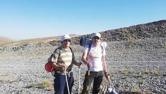 Büyük acı unutulmadı! Erciyes'in zirvesinde andılar