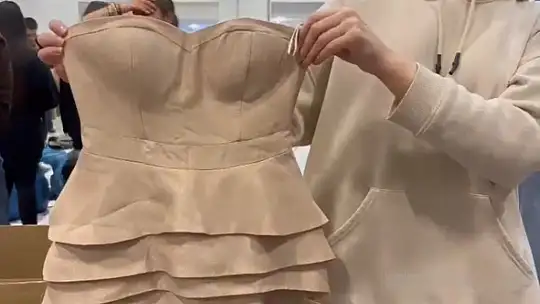 Depremzedelere gönderilen eşyalar pes dedirtti