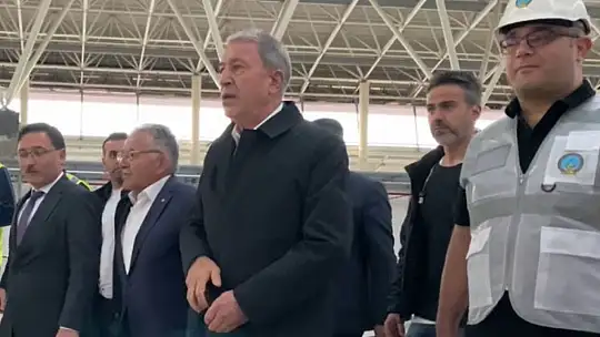 Bakan Akar Kayseri Havalimanı yeni terminal binasını inceledi