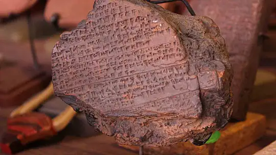 Tarih ellerinde şekilleniyor