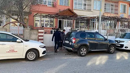 76 yaşındaki kadın evinde ölü bulundu