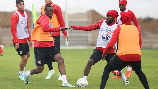 Çağdaş Atan, başarıyı takım sinerjisine bağladı